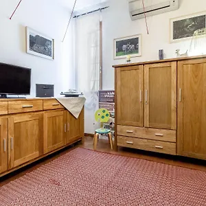 Anthyllis Apartament